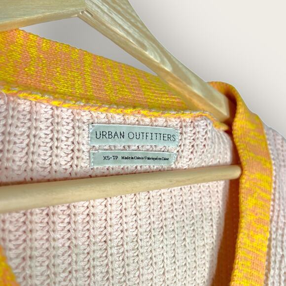 Urban Outfitters Turner Ribbed Cardigan XS Rainbow Knit Slouchy Button Front - Picture 3 of 6